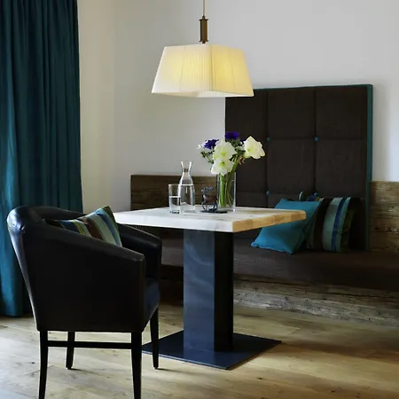 Parkhotel Egerner Hoefe Szálloda Rotta