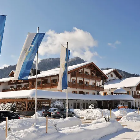 Parkhotel Egerner Hoefe Szálloda