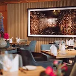 Parkhotel Egerner Hoefe Szálloda 5*