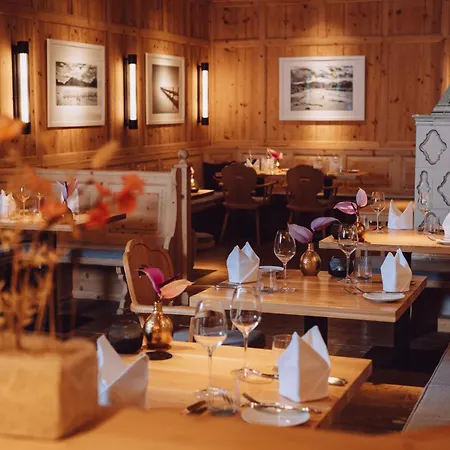 酒店 Parkhotel Egerner Hoefe 5*