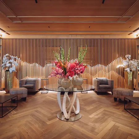 Parkhotel Egerner Hoefe Szálloda Rotta